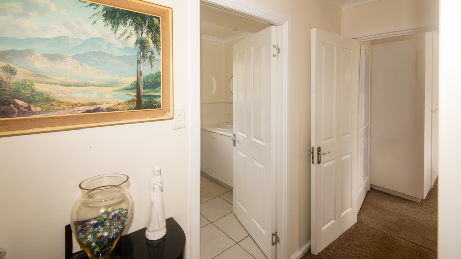 4 Bedroom Property for Sale in Bergsig Western Cape